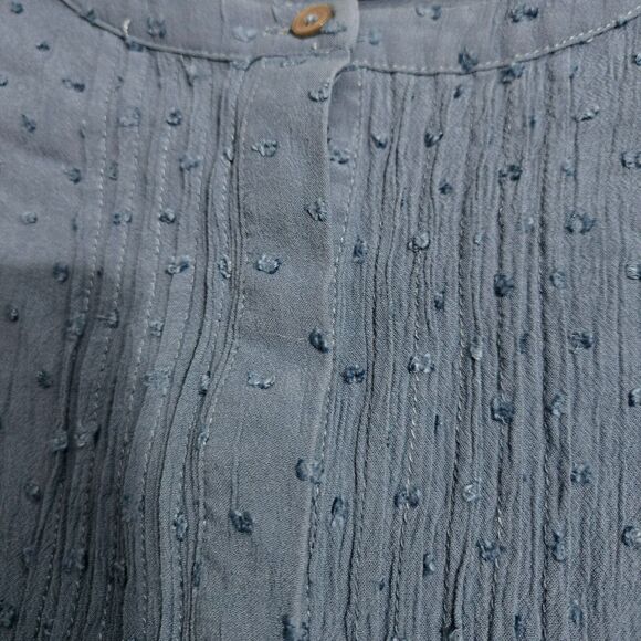 LOFT Petite Women M Blue Button-Up Pleated Chest Blouse Textured - Picture 4 of 11